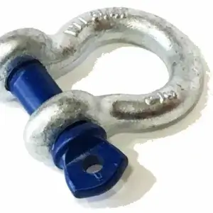 Shackles: Metal D-shackle with silver body and blue pin, perfect for connecting slings or securing loads on Maine or wood docks.